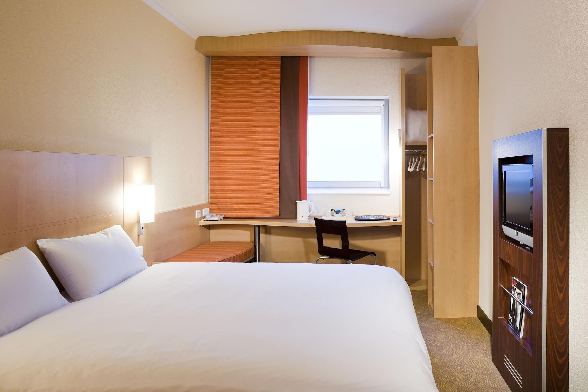 Готель Ibis London Wembley Екстер'єр фото