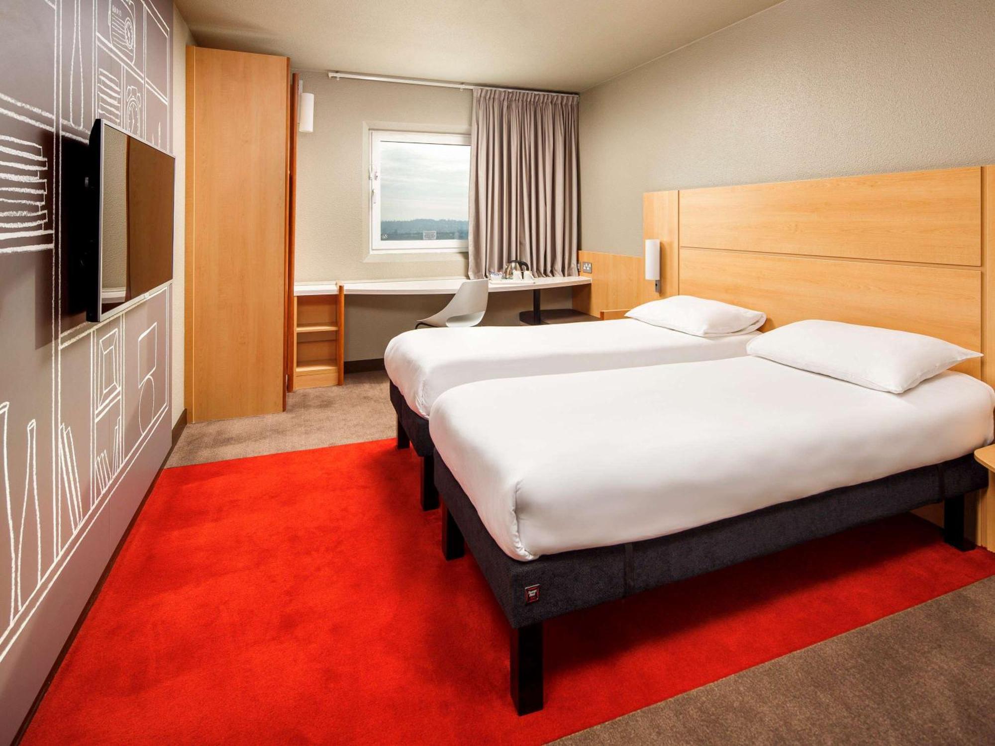 Готель Ibis London Wembley Екстер'єр фото