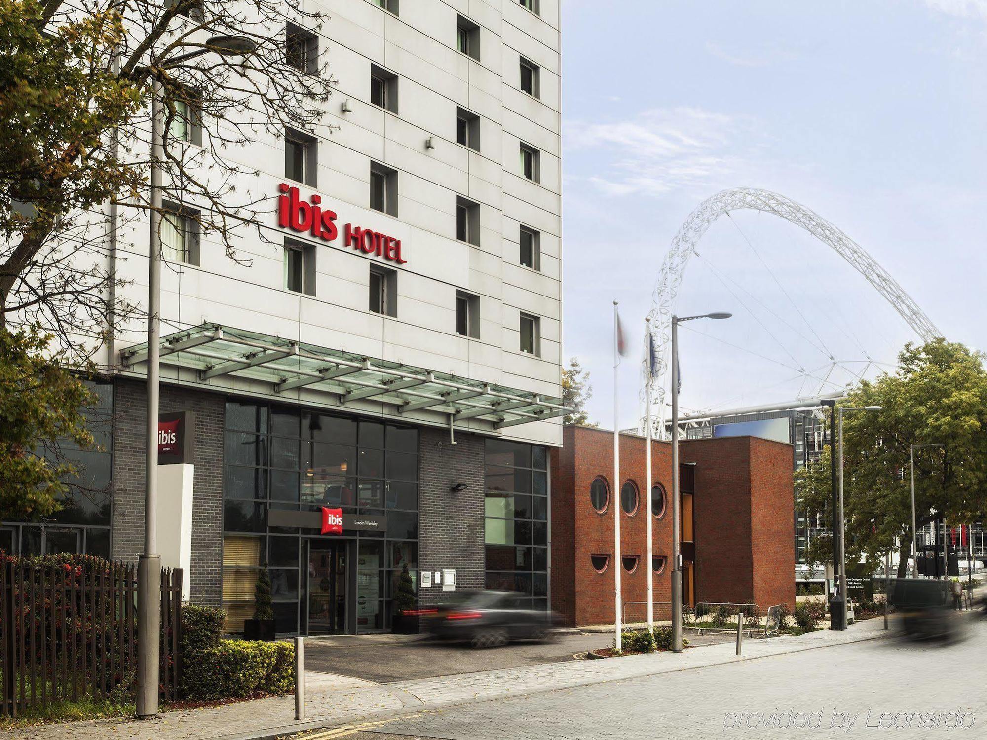 Готель Ibis London Wembley Екстер'єр фото